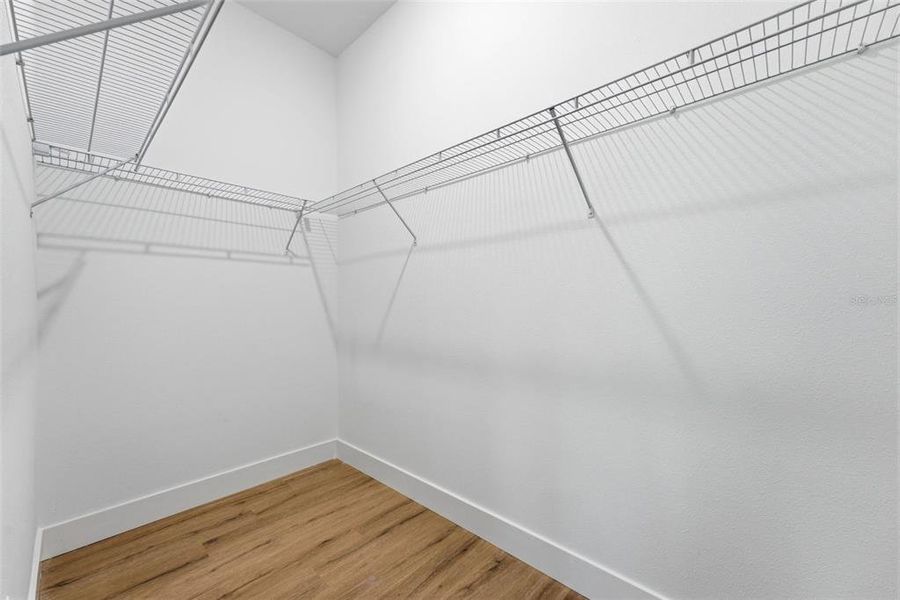 Spacious, unfurnished interior of a new home in , Ocklawaha (Image 26).