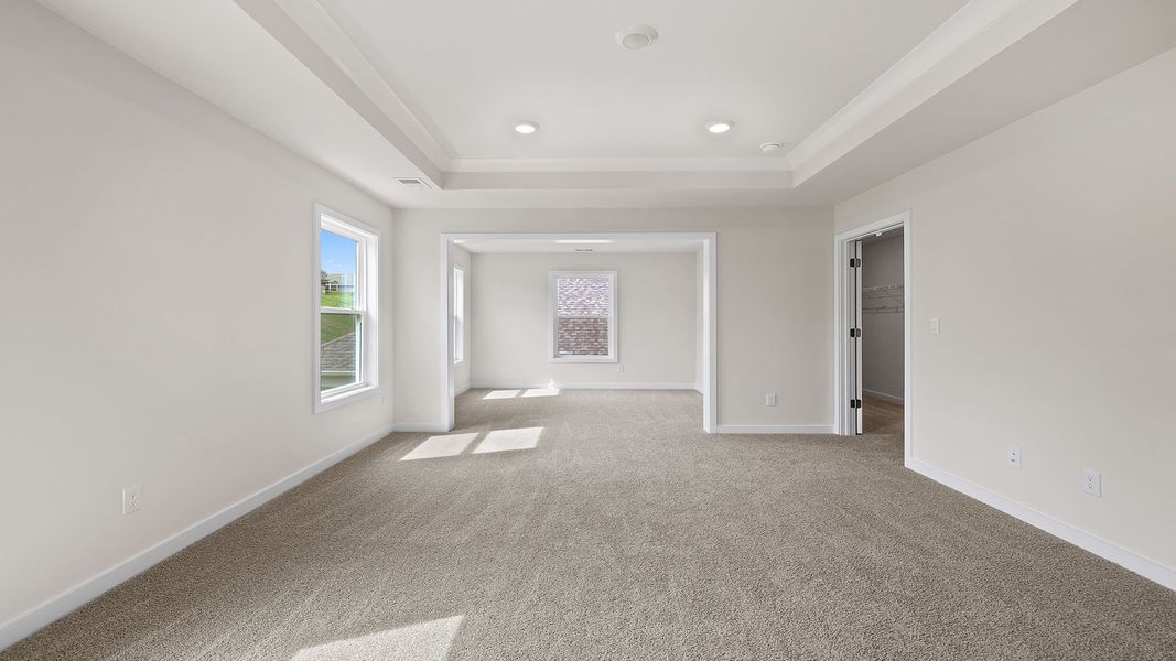 Spacious, unfurnished interior of a new home in Seven Oaks, Greenwood (Image 27).