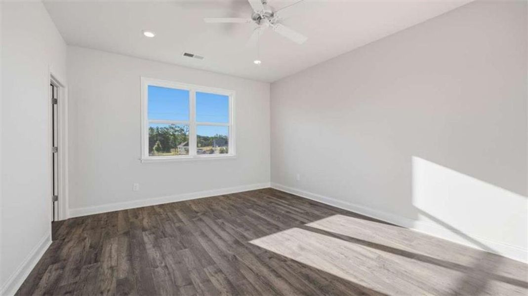 Spacious, unfurnished interior of a new home in Oak Ridge Meadows - Active Adult, Locust Grove (Image 26). Spacious, unfurnished interior of a new home in Oak Ridge Meadows - Active Adult, Locust Grove (Image 26).