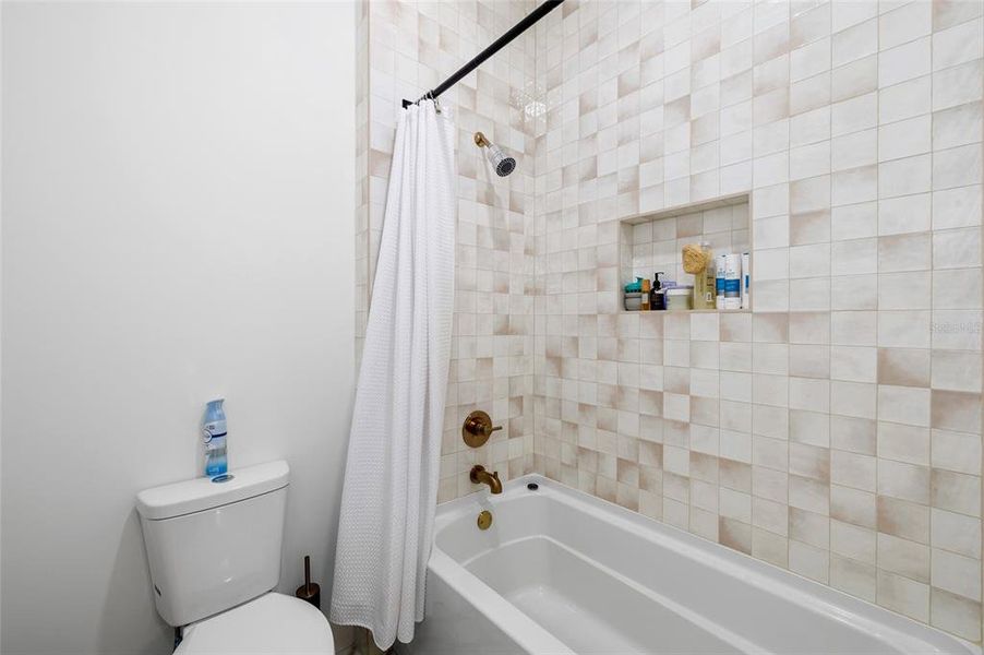 Furnished interior view inside a new home in , Tampa (Image 42).