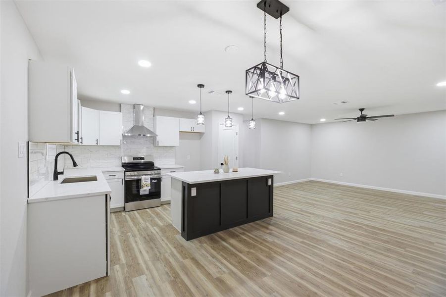 Furnished interior view inside a new home in , Hillsboro (Image 6).