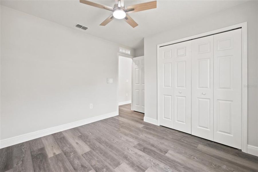 Spacious, unfurnished interior of a new home in , Ocala (Image 13).