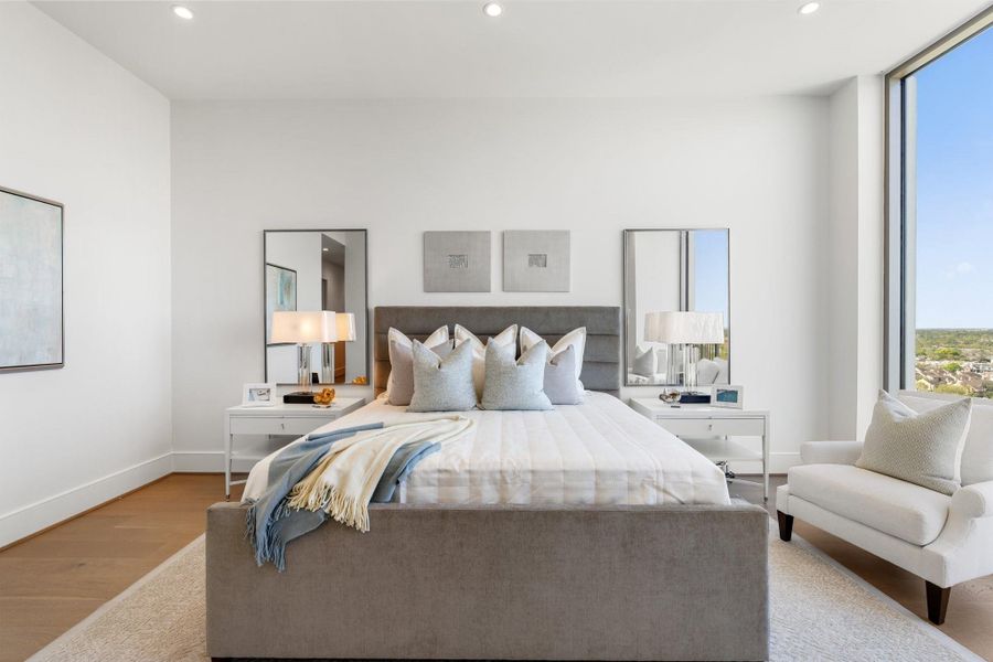 Alternate view of the oversized primary bedroom Alternate view of the oversized primary bedroom