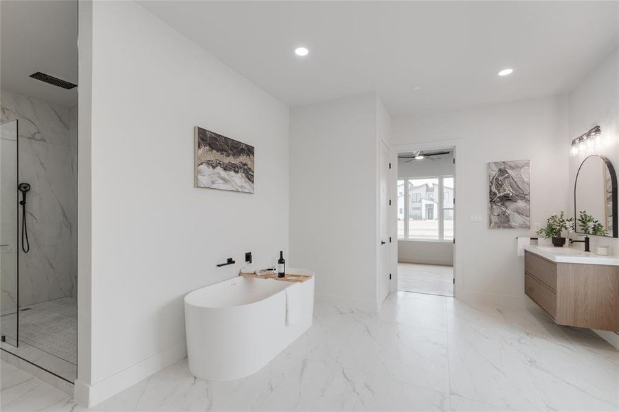 Furnished interior view inside a new home in , Red Oak (Image 14).