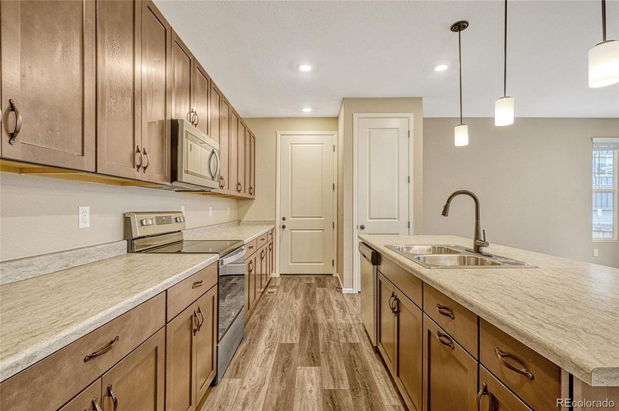Furnished interior view inside a new home in , Broomfield (Image 15).