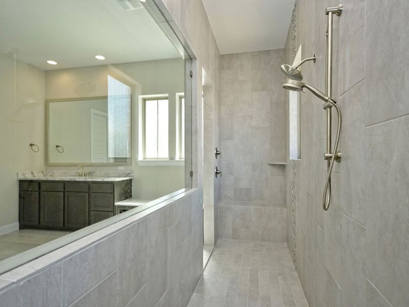 Image 268 representing the Siena III by Giddens Homes in Clearwater Ranch, Liberty Hill, TX.