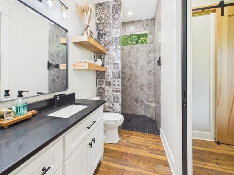 Secondary Primary Bathroom