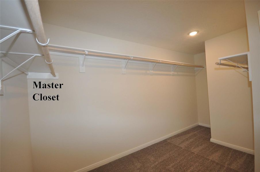 Spacious, unfurnished interior of a new home in Pedregal, League City (Image 33).