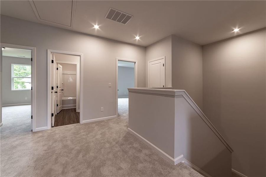 Image 92 of a home in .