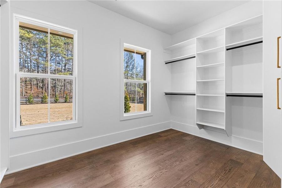 Spacious, unfurnished interior of a new home in , Lawrenceville (Image 41).