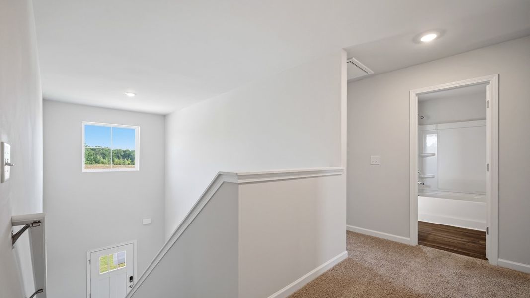 Spacious, unfurnished interior of a new home in Wildwood, Covington (Image 24).