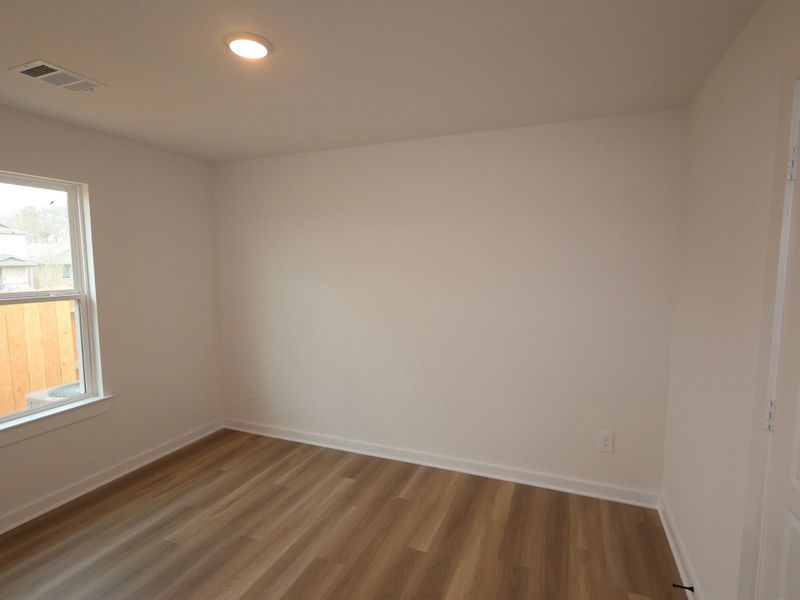 Spacious, unfurnished interior of a new home in Moran Ranch, Willis (Image 12).