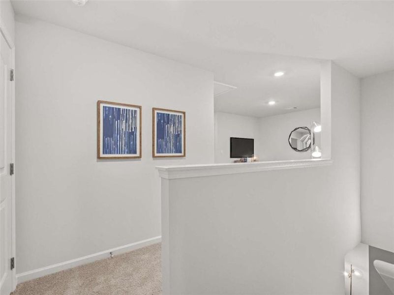 Spacious, unfurnished interior of a new home in Rosewood Farms, Acworth (Image 20).