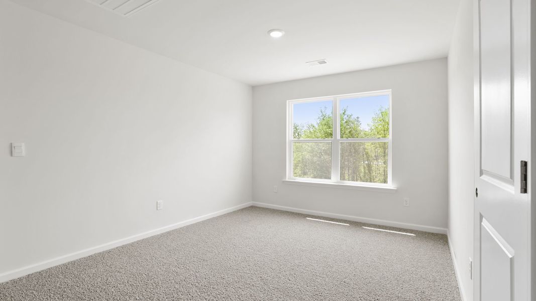 Spacious, unfurnished interior of a new home in Spring Ridge, Anderson (Image 26).