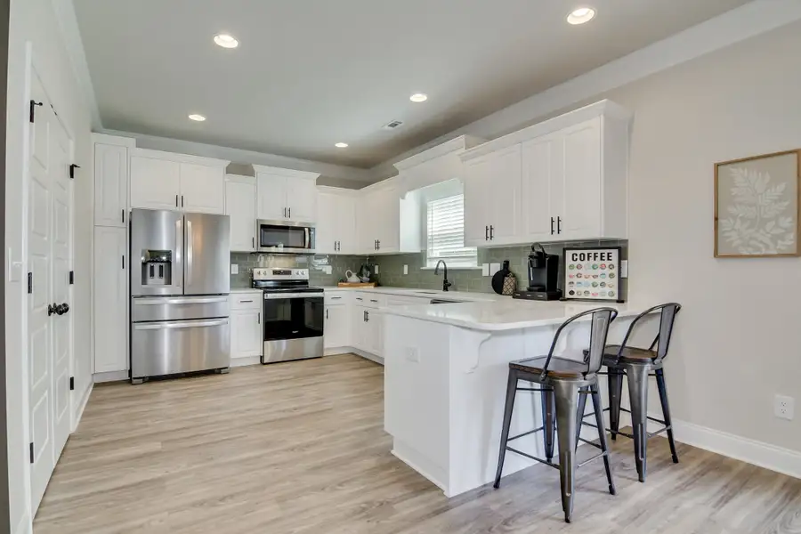 Furnished interior view inside a new home in , Edgefield (Image 9).