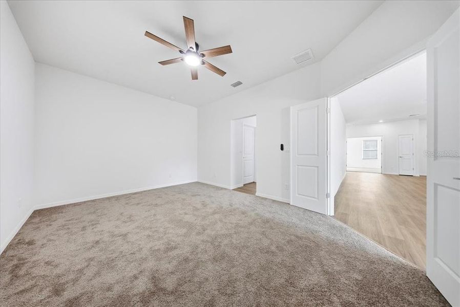 Spacious, unfurnished interior of a new home in , North Port (Image 30).