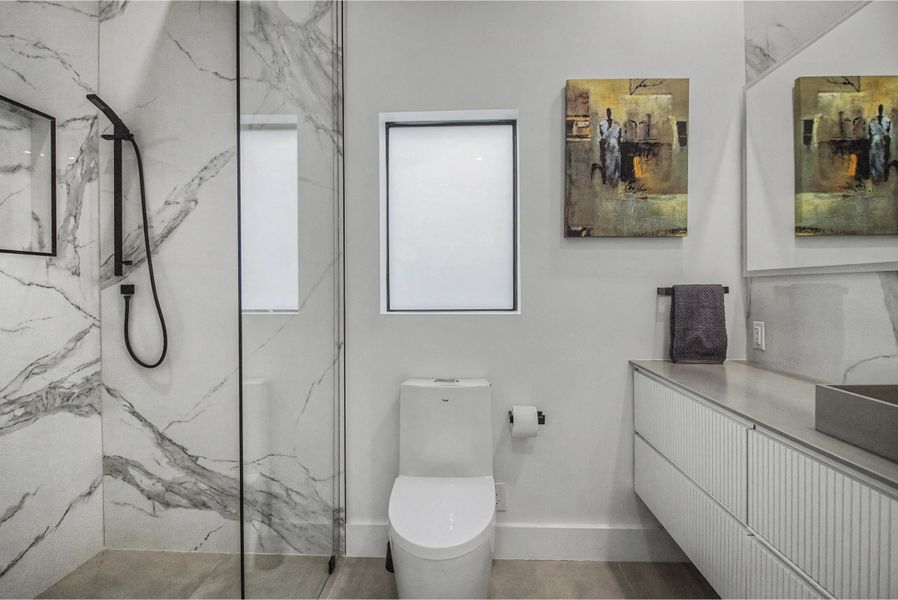 accutour_2634 se 14th st-031