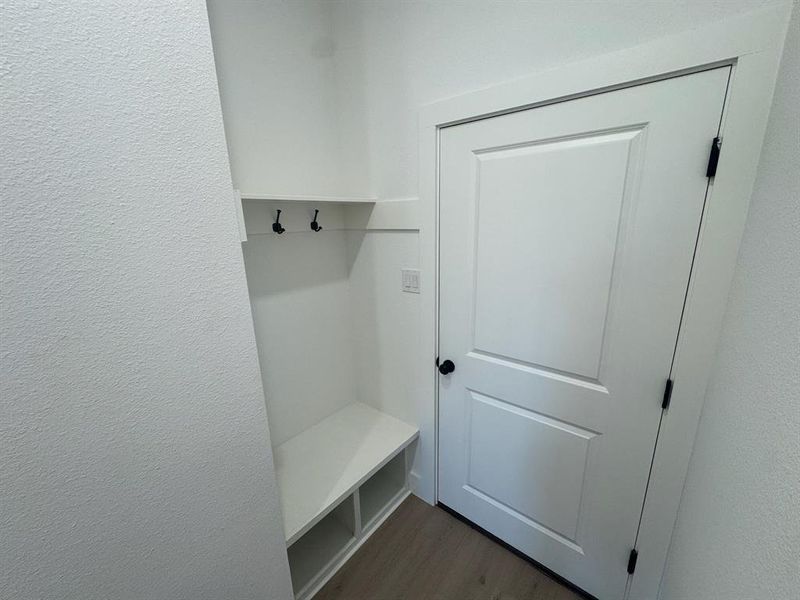 Spacious, unfurnished interior of a new home in , Weatherford (Image 20). Spacious, unfurnished interior of a new home in , Weatherford (Image 20).