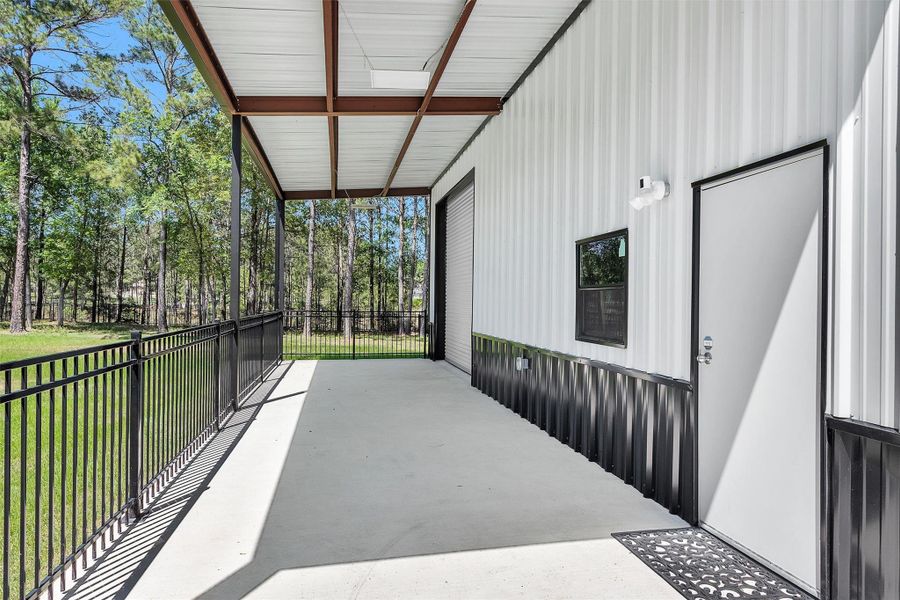 Exterior details and patio area of a home in , Montgomery (Image 27).