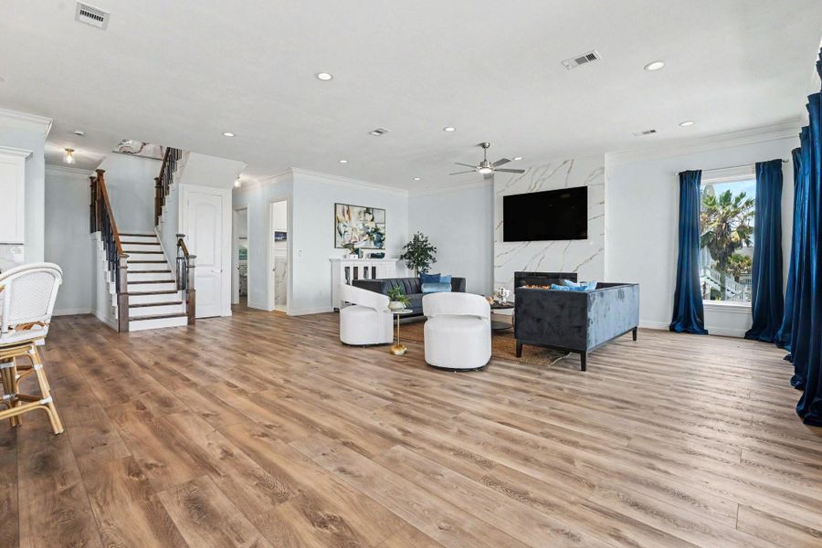 Furnished interior view inside a new home in , Galveston (Image 15).
