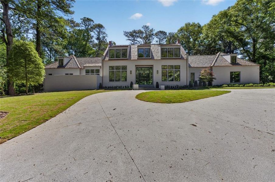 Front exterior of a new home in , Atlanta, GA, highlighting curb appeal (Image 1). Front exterior of a new home in , Atlanta, GA, highlighting curb appeal (Image 1).