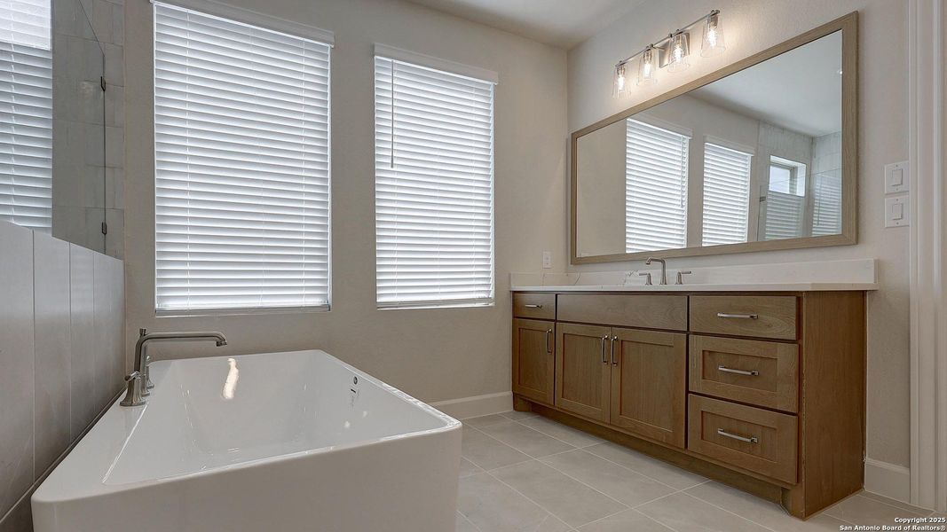 Furnished interior view inside a new home in The Dominion 70', San Antonio (Image 10). Furnished interior view inside a new home in The Dominion 70', San Antonio (Image 10).