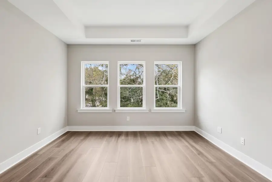 Spacious, unfurnished interior of a new home in Discover - Select, Charleston (Image 7).