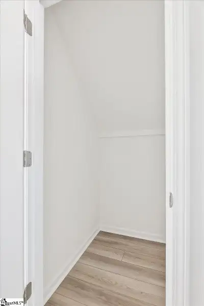Spacious, unfurnished interior of a new home in Halton Oaks, Spartanburg (Image 19). Spacious, unfurnished interior of a new home in Halton Oaks, Spartanburg (Image 19).