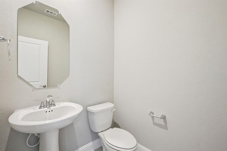 Photo is not of the actual home, but is an inspirational photo of builder’s model home and may depict options, furnishings, and/or decorator features that are not included. Photo is not of the actual home, but is an inspirational photo of builder’s model home and may depict options, furnishings, and/or decorator features that are not included.