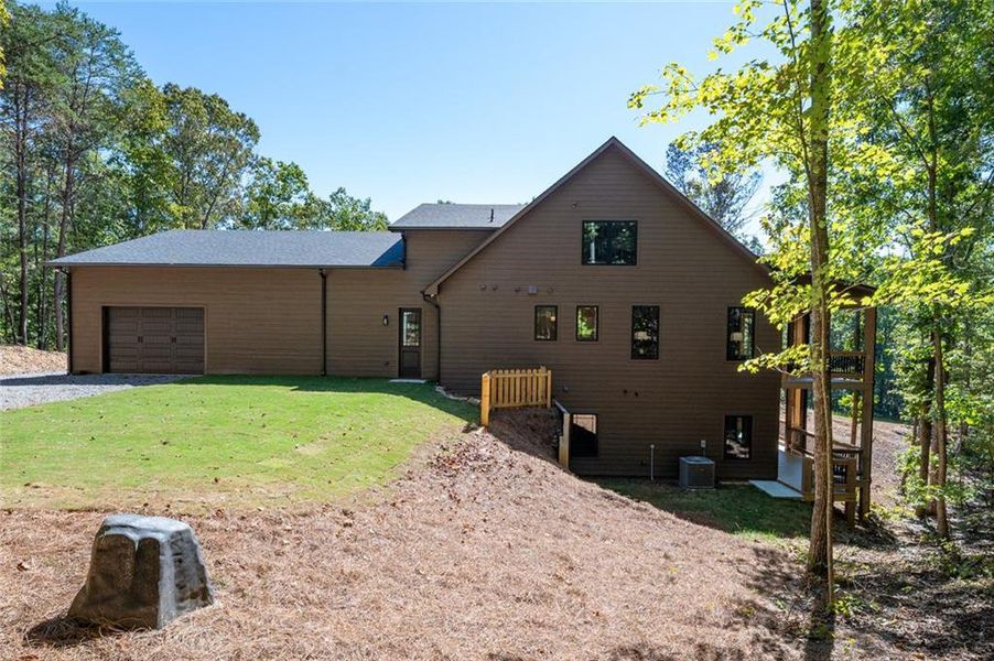 Exterior details and patio area of a home in , Talking Rock (Image 27).