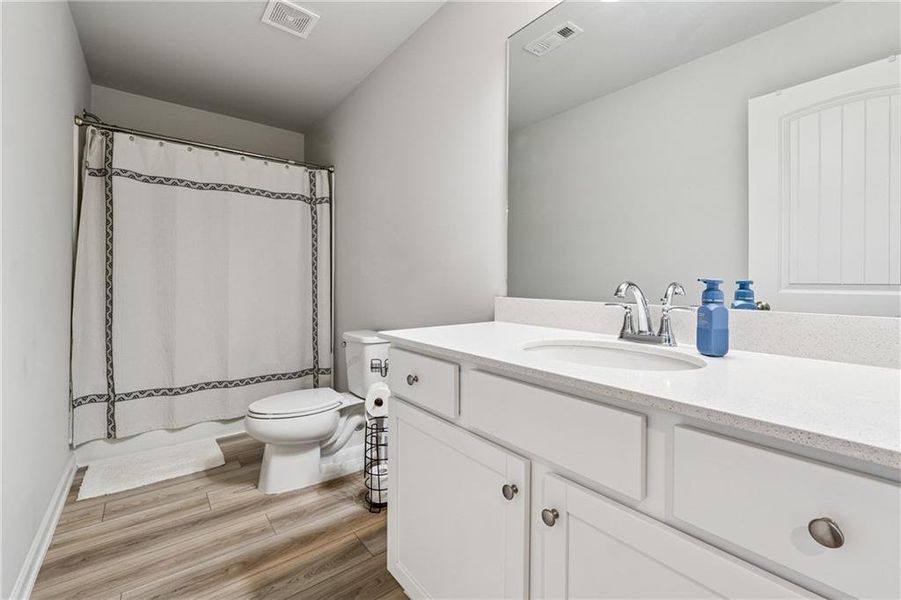 Furnished interior view inside a new home in Bracknell, Loganville (Image 8). Furnished interior view inside a new home in Bracknell, Loganville (Image 8).