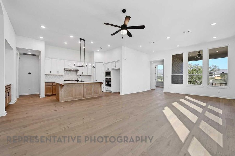 Spacious, unfurnished interior of a new home in Meridiana, Manvel (Image 12).