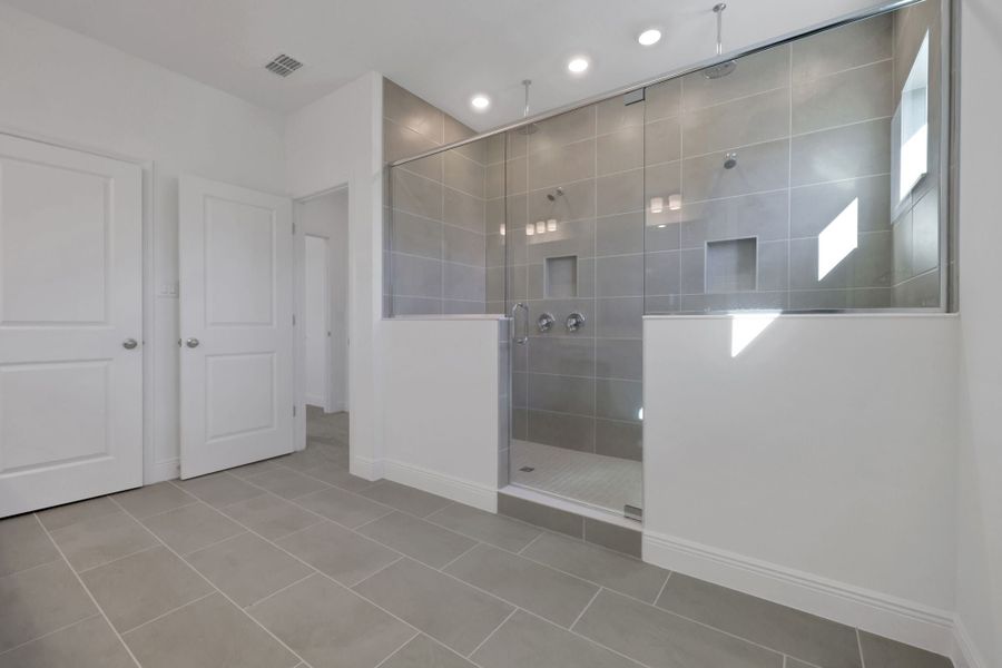 New Home in Apopka, FL.  - Slide 18