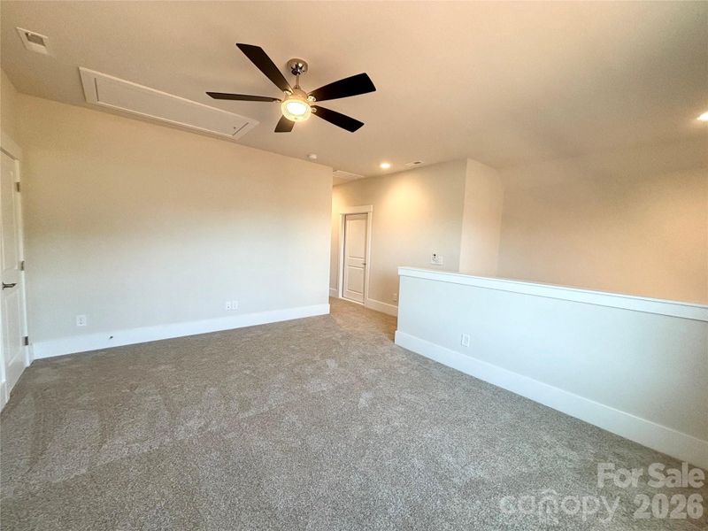Spacious, unfurnished interior of a new home in Cumberland, Concord (Image 32).