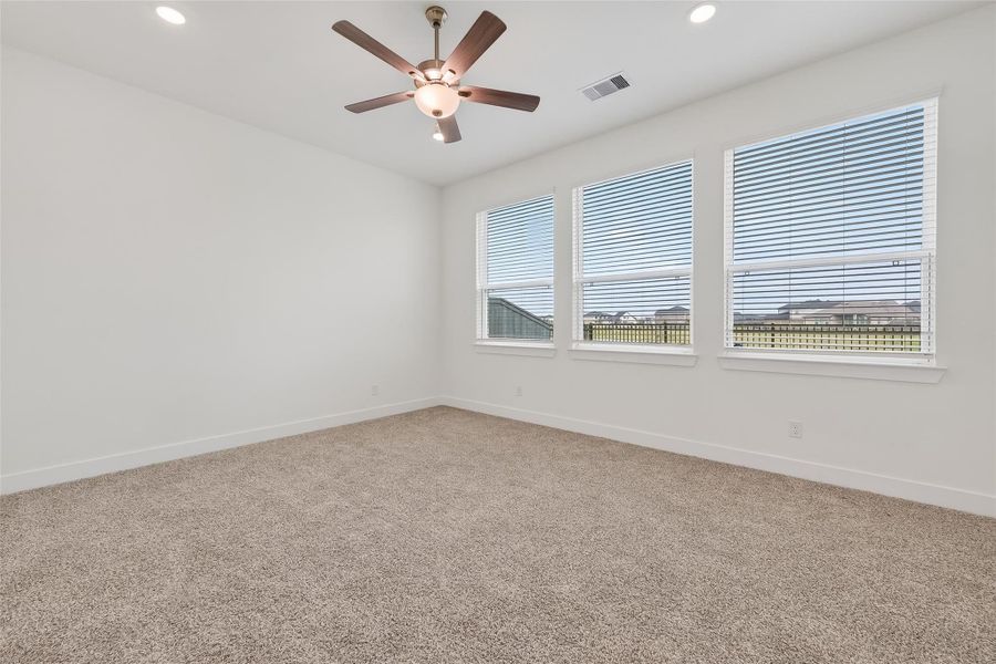 Spacious, unfurnished interior of a new home in Jubilee, Hockley (Image 41).