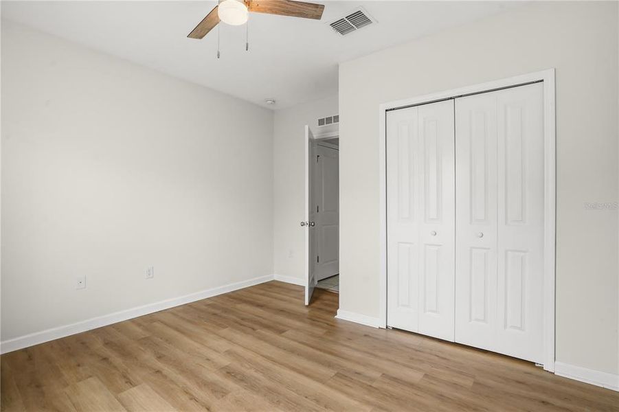 Spacious, unfurnished interior of a new home in Cascades, Davenport (Image 25).