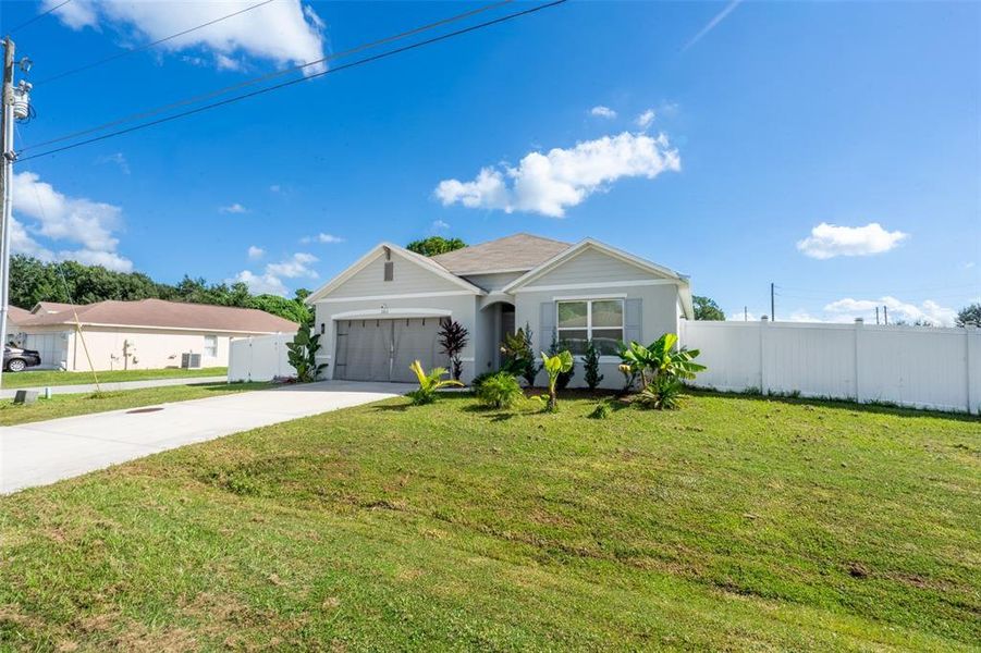 Image 28 of a home in Poinciana Enclave.