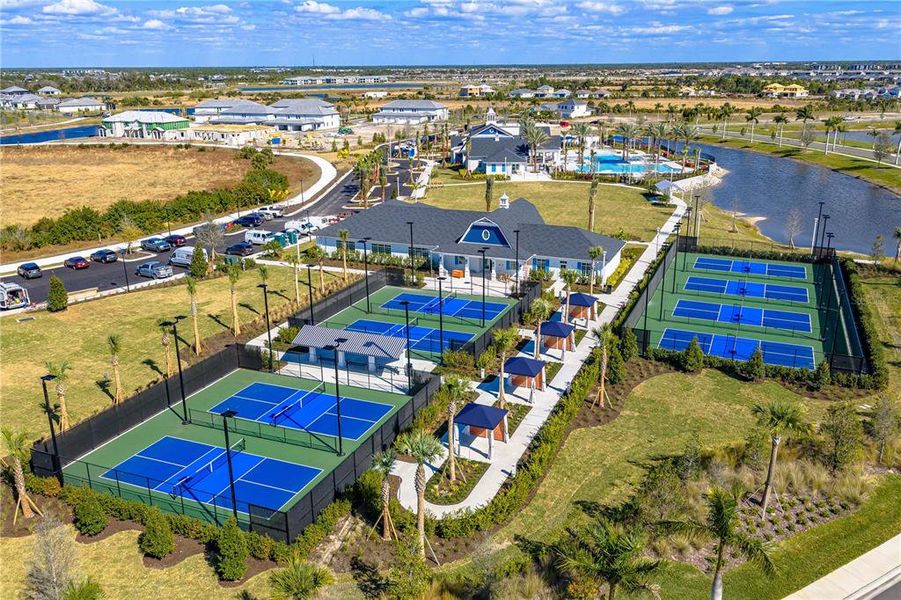 Image 40 of a home in Wellen Park.