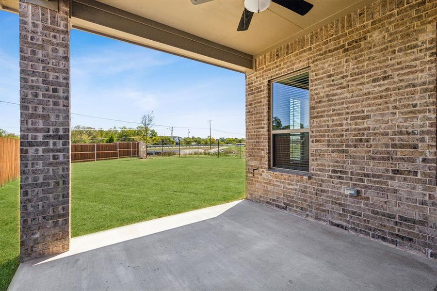 View of patio / terrace featuring ceiling fan