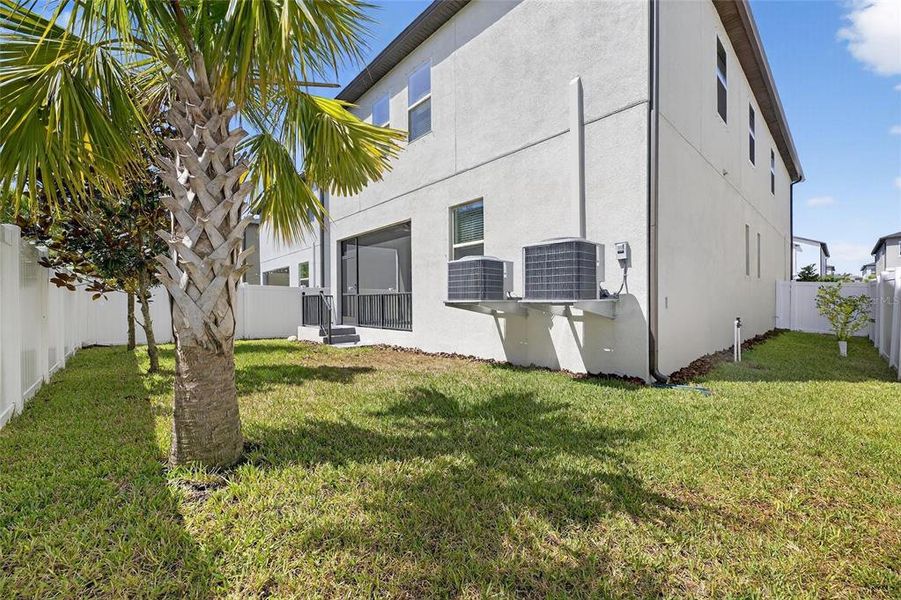 Exterior details and patio area of a home in , Tampa (Image 24).