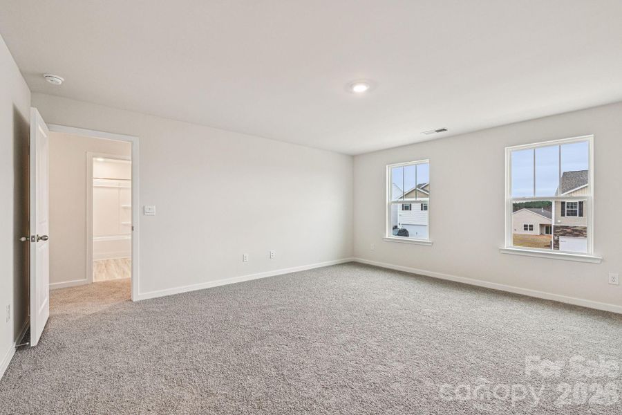 Spacious, unfurnished interior of a new home in Silverstein, Salisbury (Image 17).