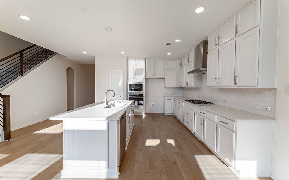 Furnished interior view inside a new home in La Terra, Celina (Image 7).