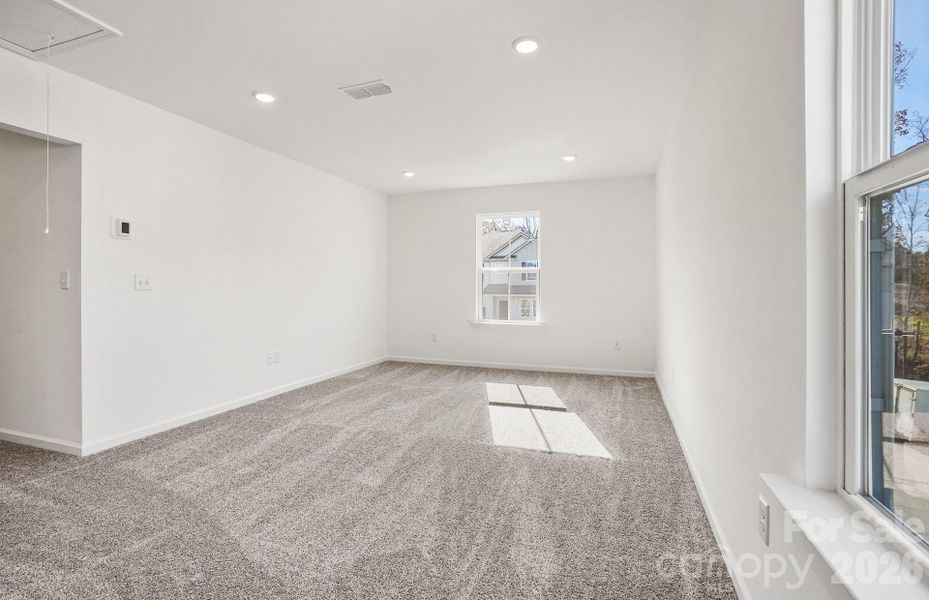 Spacious, unfurnished interior of a new home in Riverstone, Monroe (Image 14).