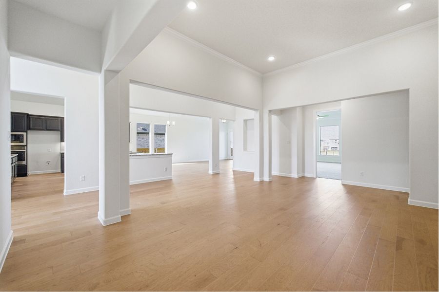 Spacious, unfurnished interior of a new home in Solterra, Mesquite (Image 32). Spacious, unfurnished interior of a new home in Solterra, Mesquite (Image 32).