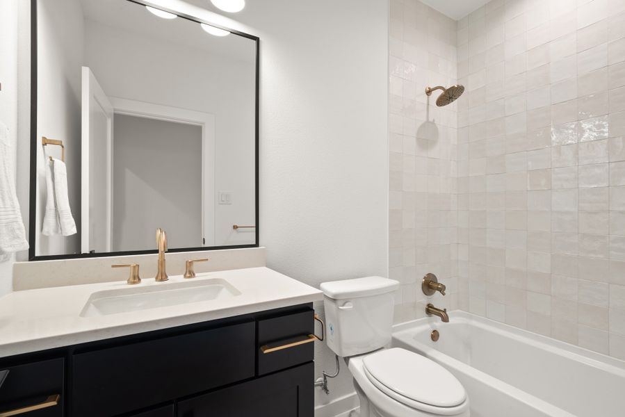 Furnished interior view inside a new home in , Dallas (Image 16). Furnished interior view inside a new home in , Dallas (Image 16).