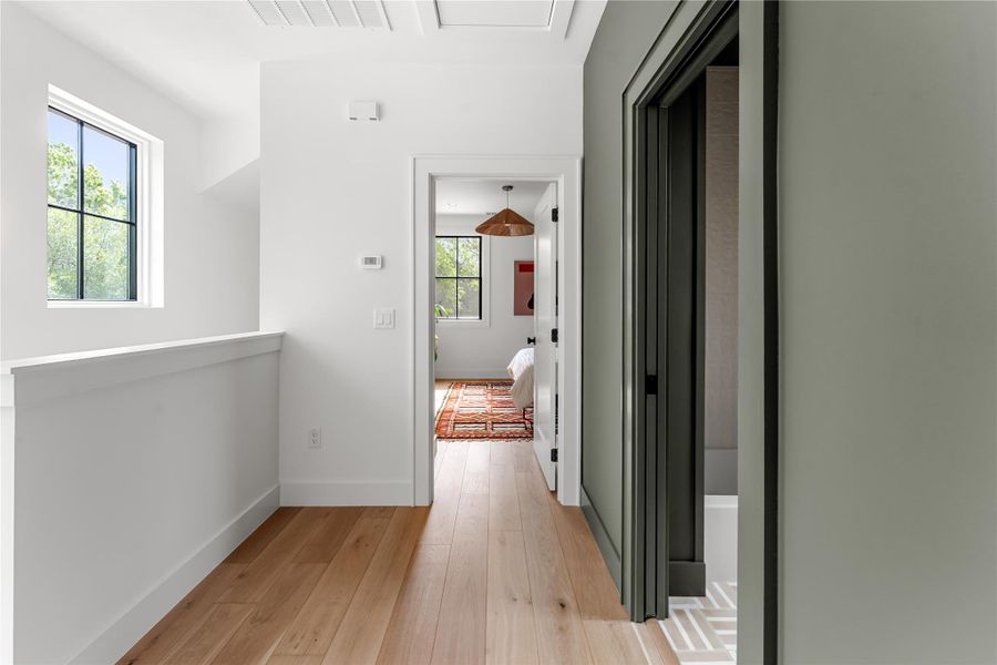 Spacious, unfurnished interior of a new home in , Austin (Image 21).