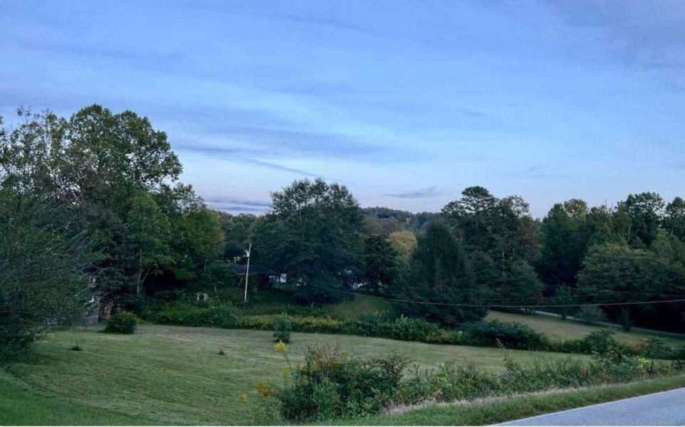 Image 15 of a home in .