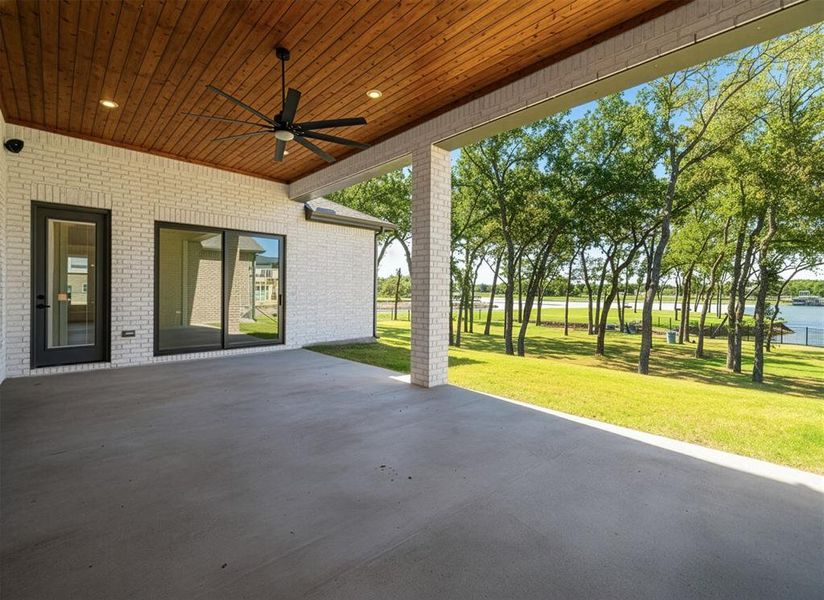 Exterior details and patio area of a home in The Resort on Eagle Mt. Lake, Fort Worth (Image 22).