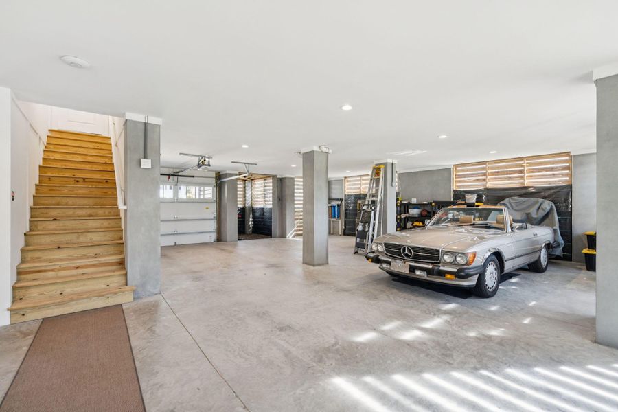 Furnished interior view inside a new home in , Johns Island (Image 12). Furnished interior view inside a new home in , Johns Island (Image 12).