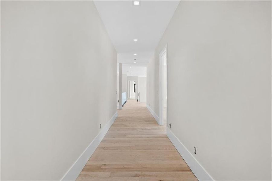 Spacious, unfurnished interior of a new home in , Marietta (Image 54).
